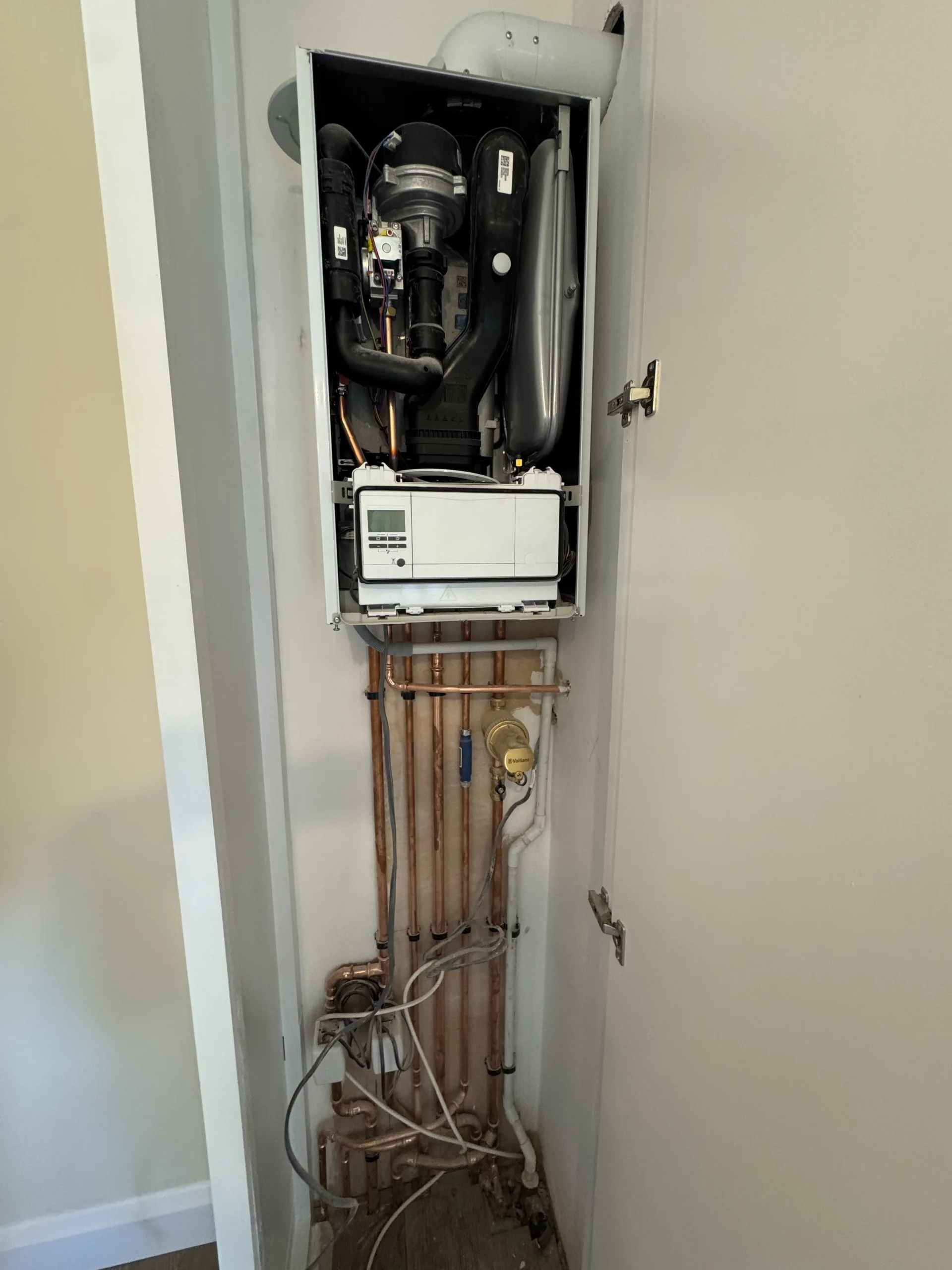 Vaillant boiler and heating installation carried out by The Bearded Property Co